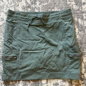 Athleta Olive Textured Skirt